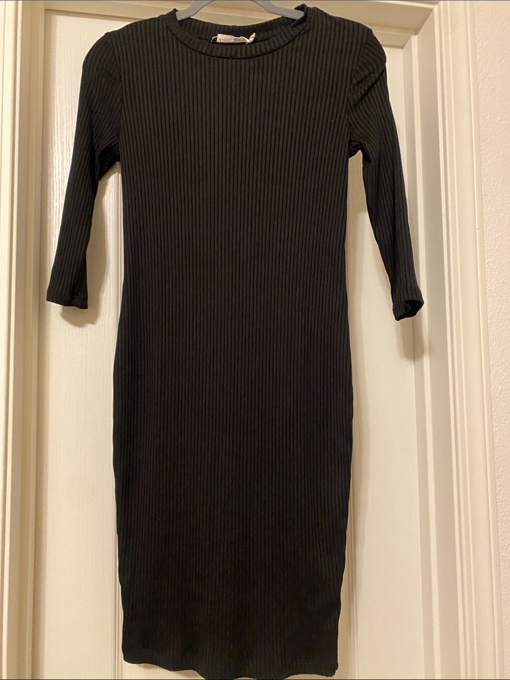 Women's Black Ribbed Midi Dress with Long Sleeves